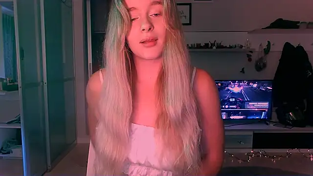 Eva Jaya online show from 09-20-25, 11:15