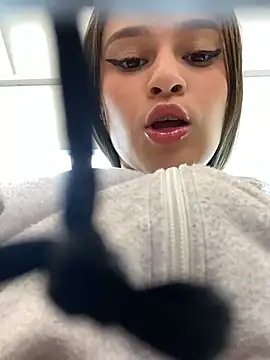 shaina vasquez online show from 03-07-25, 06:22