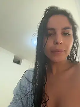 Snapshot of _miaquevedo_ chatting on 04-21-26, 05:30 miaquevedo online show from 04-21-26, 05:30