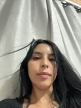  miaquevedo  online show from 07-10-26, 10:10
