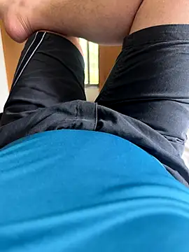 versatile guy01 online show from 09-30-25, 11:27