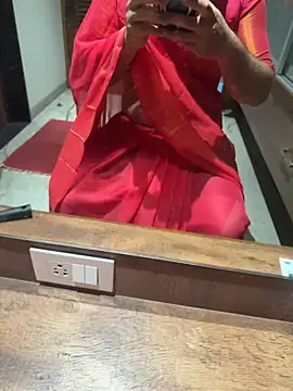 versatile guy01 online show from 10-24-25, 03:38