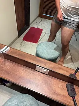 versatile guy01 online show from 10-12-25, 09:54