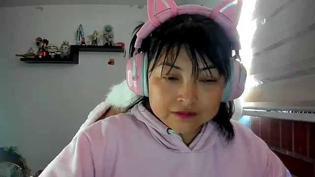 Shaddycute  online show from 08-03-26, 12:33