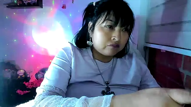 Shaddycute  online show from 06-28-26, 01:34