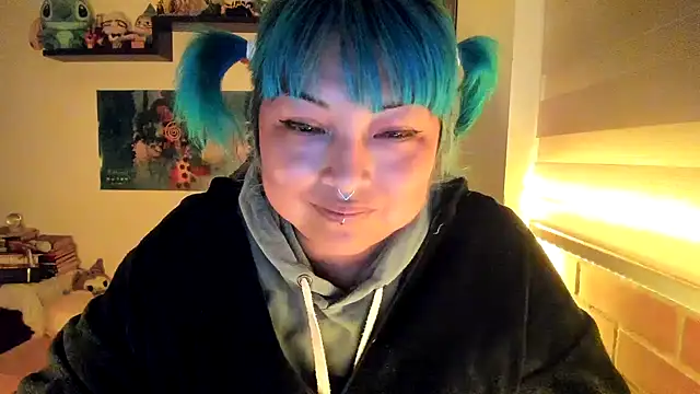 Shaddycute  online show from 02-05-26, 12:28