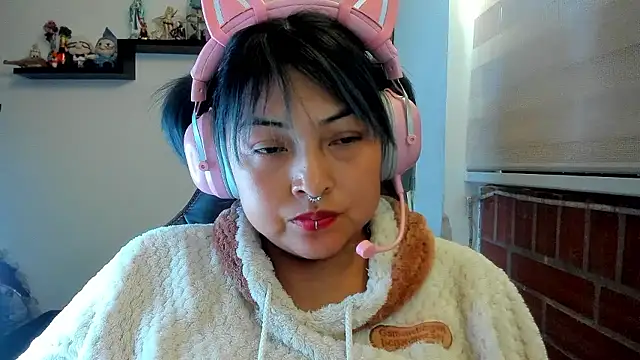 Shaddycute  online show from 05-20-26, 03:09
