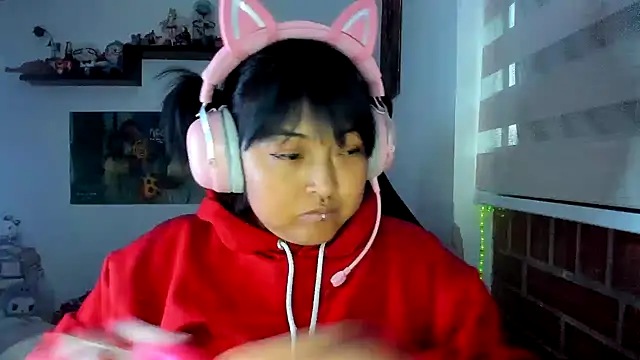 Shaddycute  online show from 03-12-26, 10:58