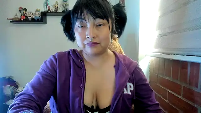 Shaddycute  online show from 07-09-26, 02:49