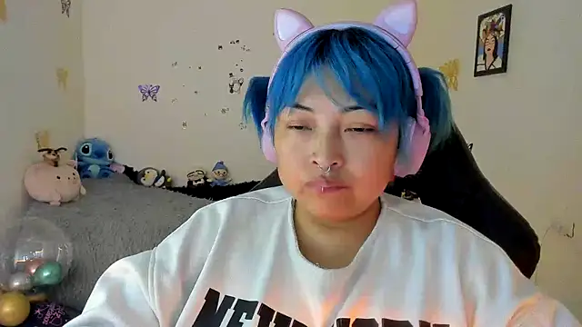 Shaddycute  online show from 09-13-25, 10:43
