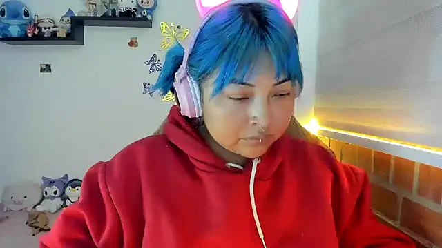 Shaddycute  online show from 12-15-25, 03:29