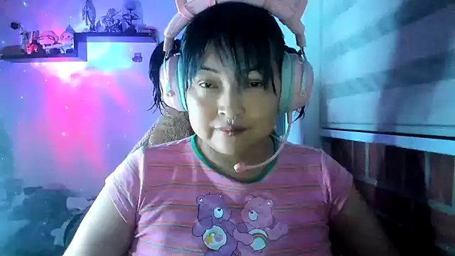 Shaddycute  online show from 04-22-26, 12:50