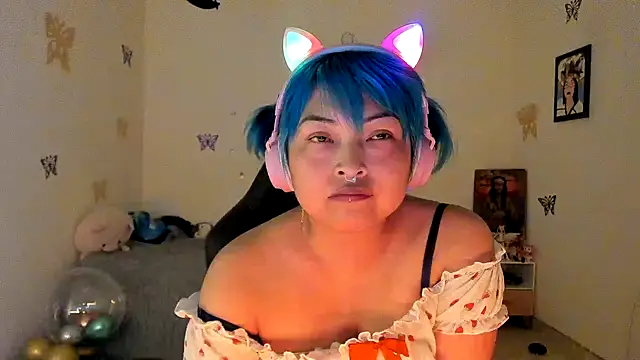 Shaddycute  online show from 09-16-25, 01:28