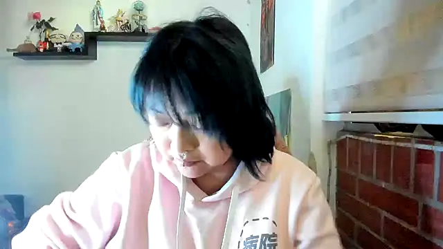 Shaddycute  online show from 05-05-26, 01:58