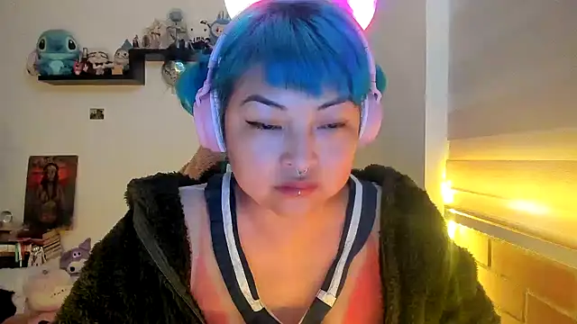 Shaddycute  online show from 01-09-26, 04:47