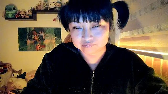 Shaddycute  online show from 02-15-26, 02:23