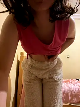 L-LOVE online show from 10-17-25, 09:05