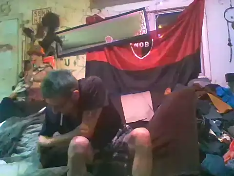 Snapshot of gettinit2wice chatting on 02-28-26, 12:49 gettinit2wice online show from 02-28-26, 12:49