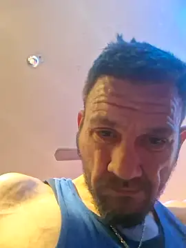 Snapshot of gettinit2wice chatting on 11-10-25, 10:59 gettinit2wice online show from 11-10-25, 10:59