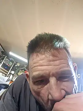 Snapshot of gettinit2wice chatting on 01-31-26, 09:02 gettinit2wice online show from 01-31-26, 09:02