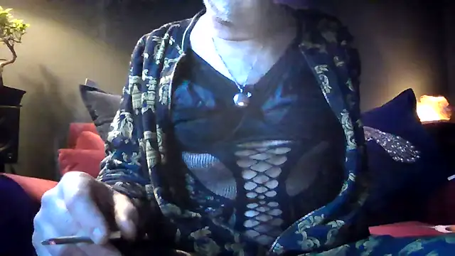 Snapshot of biffboff123 chatting on 05-08-26, 07:28 biffboff123 online show from 05-08-26, 07:28
