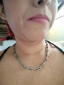 Snapshot of florecita9 chatting on 07-10-26, 04:51 florecita9 online show from 07-10-26, 04:51