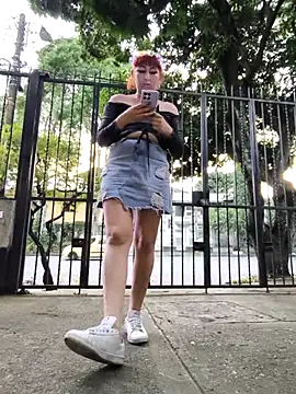 florecita9 online show from 12-13-25, 08:04