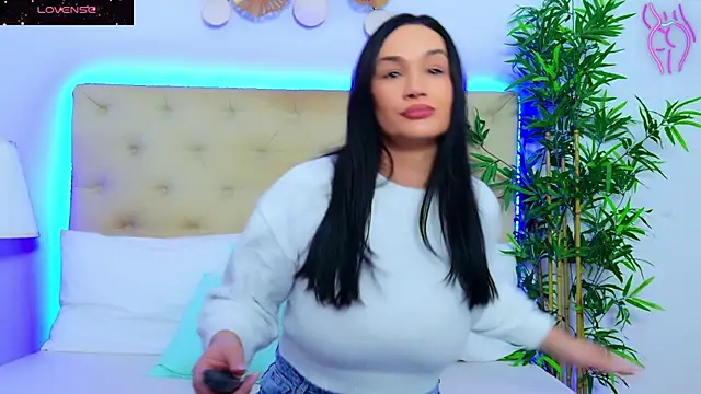 DaliyaArabian online show from 11-24-25, 01:00