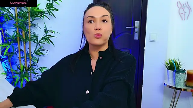 DaliyaArabian online show from 10-24-25, 05:39