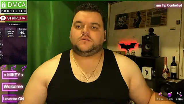Snapshot of Mikey-HH chatting on 12-04-24, 03:31 Mikey-HH online show from 12-04-24, 03:31