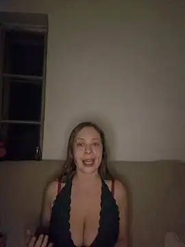 katiestevens online show from 12-21-25, 10:54