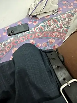 FeltedEuropium online show from 02-10-26, 09:41