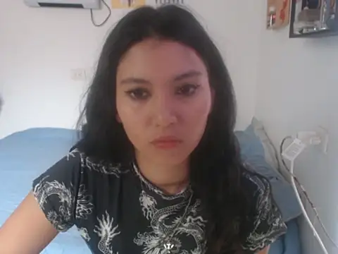 HannaKlein online show from 09-19-25, 01:15