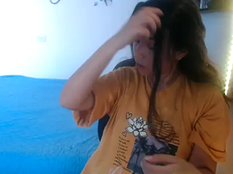 HannaKlein online show from 09-10-25, 01:32