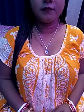 Snapshot of ella_mariya chatting on 10-08-25, 06:26 ella mariya online show from 10-08-25, 06:26