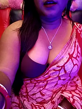 Snapshot of ella_mariya chatting on 10-11-25, 10:22 ella mariya online show from 10-11-25, 10:22