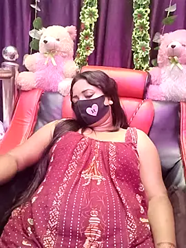 ella mariya online show from 10-26-25, 02:56