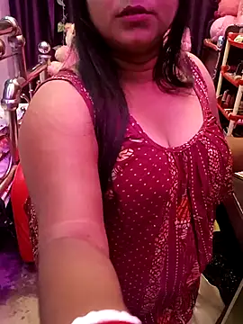 Snapshot of ella_mariya chatting on 09-23-25, 10:00 ella mariya online show from 09-23-25, 10:00
