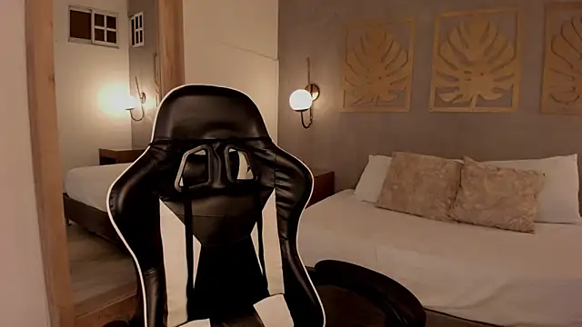 caro03x online show from 04-22-26, 02:18