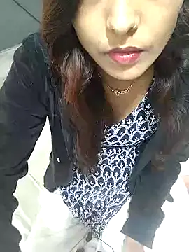 Shabnam Love online show from 12-19-24, 09:40