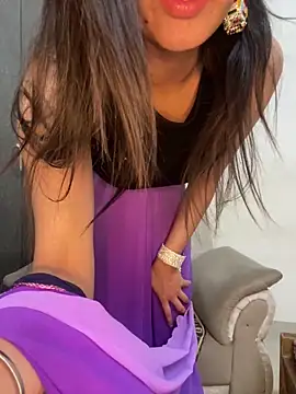 Snapshot of Ms_stella chatting on 01-04-25, 05:05 Ms stella online show from 01-04-25, 05:05