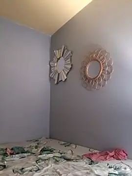 Snapshot of chris_sbh chatting on 02-06-25, 02:11 chris sbh online show from 02-06-25, 02:11