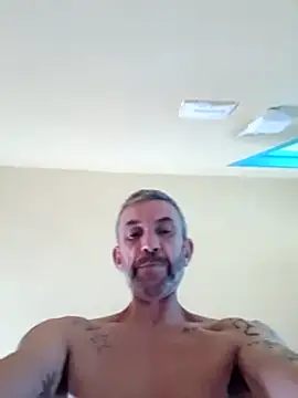 Snapshot of chris_sbh chatting on 02-01-25, 02:45 chris sbh online show from 02-01-25, 02:45