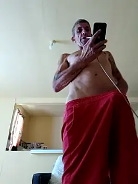 Snapshot of chris_sbh chatting on 02-15-25, 07:50 chris sbh online show from 02-15-25, 07:50