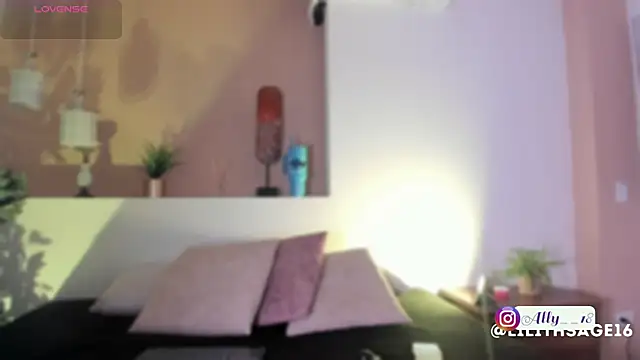 Ally addams online show from 09-29-25, 04:08