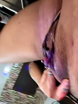 Snapshot of exquentadamay chatting on 10-29-25, 07:29 exquentadamay online show from 10-29-25, 07:29