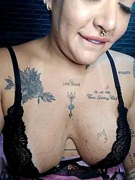 Snapshot of exquentadamay chatting on 10-14-25, 07:53 exquentadamay online show from 10-14-25, 07:53