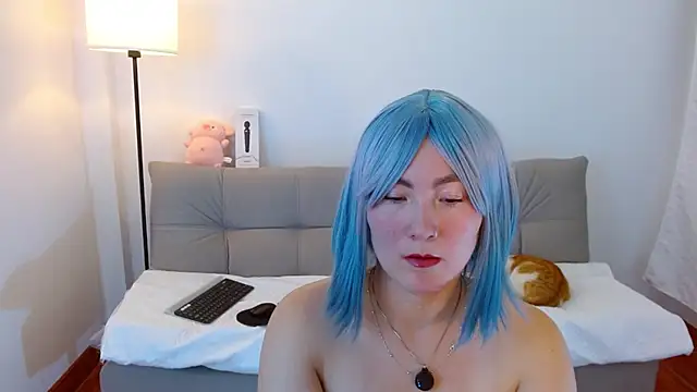 Elle Lee  online show from 04-26-26, 09:34