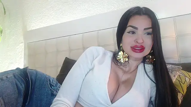  Pamela doll online show from 11-28-25, 12:55