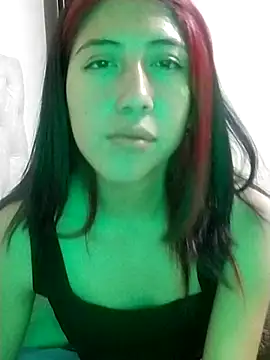 sarah12333 online show from 06-28-26, 02:29